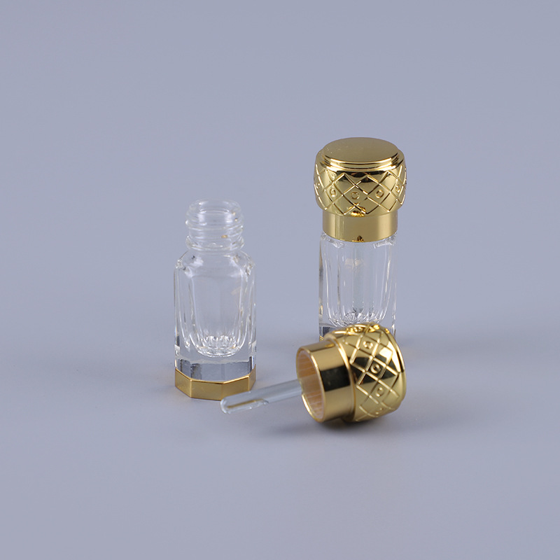 Factory direct sales, wholesale of small square gift boxes, high-end perfume, cosmetics and gift packaging boxes in stock detail image 6