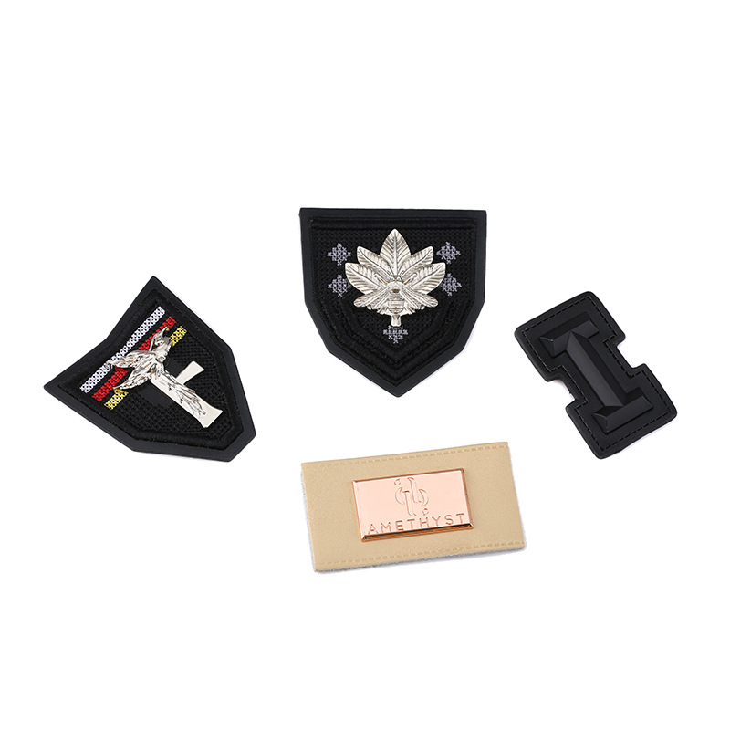 家具金属标牌手袋标签围巾字母标锌合金键盘标牌字母相框铭牌制作