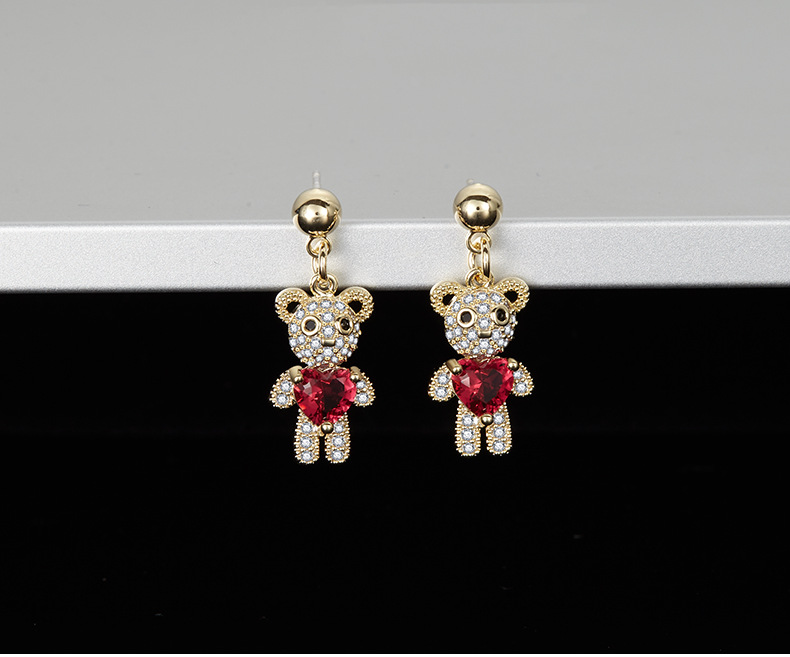 Boucles D&#39;oreilles En Cuivre À La Mode Petit Ours En Gros Nihaojewelry display picture 1