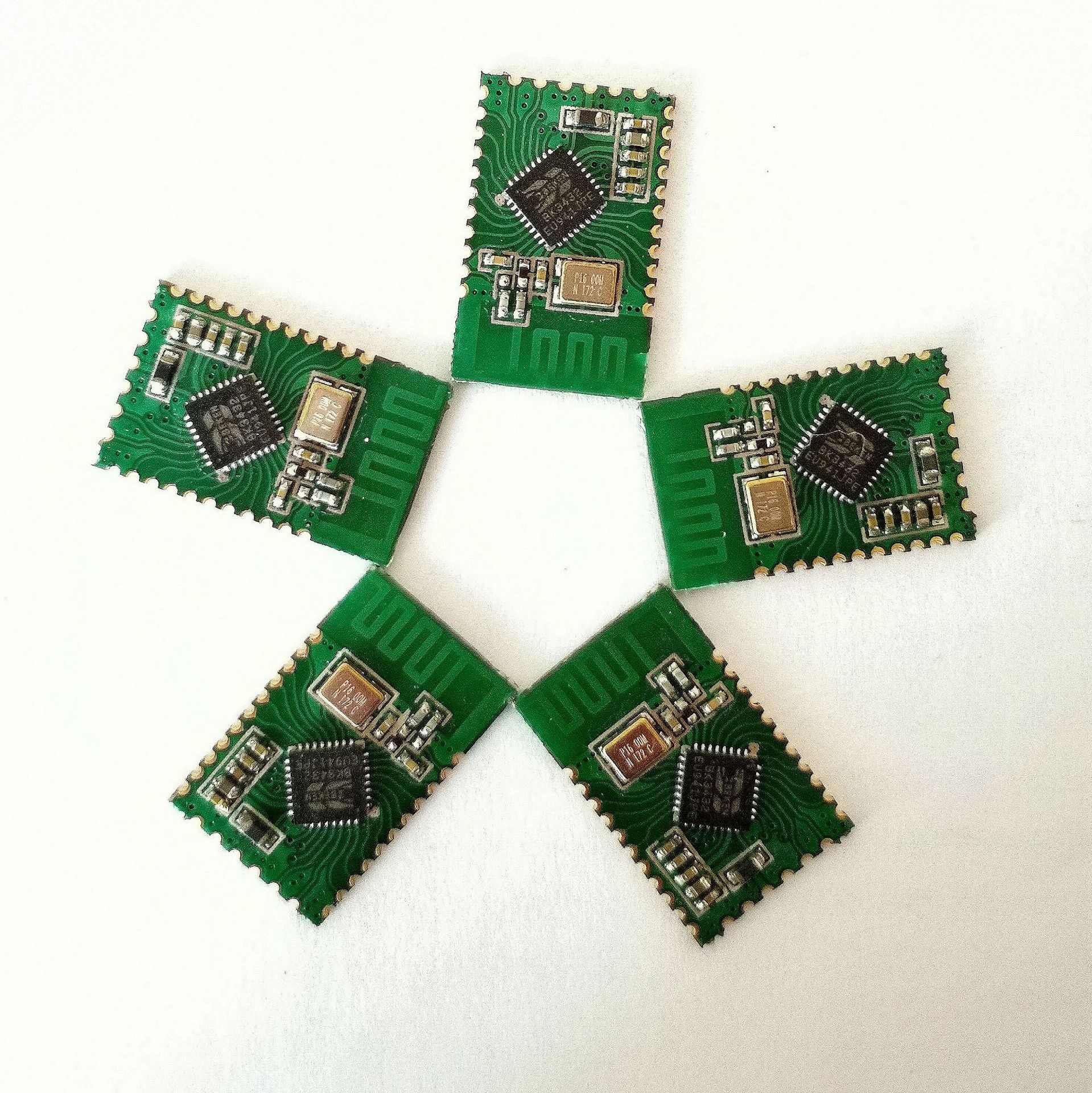 BK3432蓝牙SPP+BLE4.2双模低功耗数据透传蓝牙模块智能嵌入式