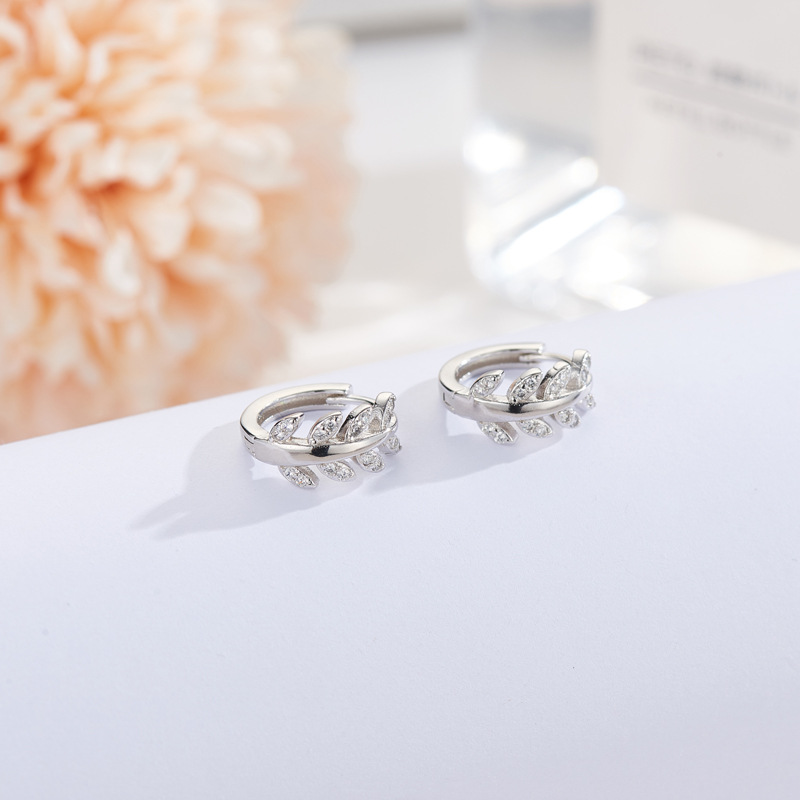 Pendientes de botón de oreja de hoja de plata esterlina 925 pendientes de diamantes de moda de estilo coreano para mujer 2022 nuevos pendientes de anillo de oreja de moda