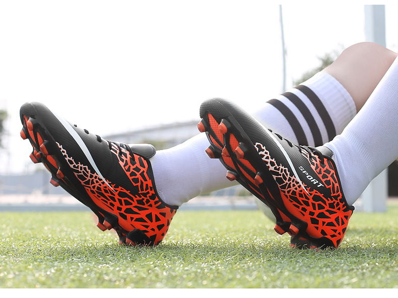 Low-Top-Fußball für Jungen und Mädchen mit gebrochenen Kunstrasen-Lederfüßen, AG-Langnägeln, Schülersporttraining_voghion.com