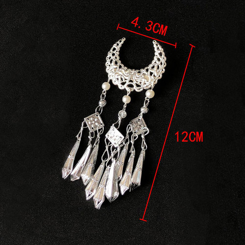 Ancient costume hair accessories, phoenix silver hair clips, film studio Hanfu hairpins, flowing hair ornaments with tassels for women, antique-style hair decorations.