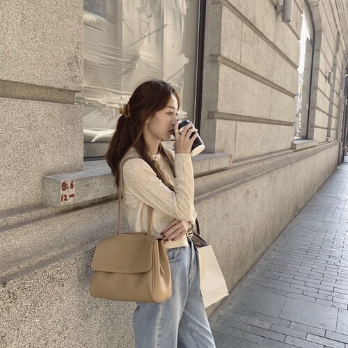 Rich dark brown Korean ins new  autumn and winter flip bag temperament commuter pu bag women's single shoulder crossbody bag trendy