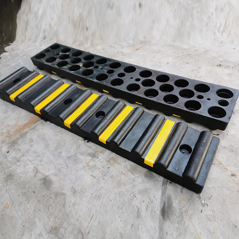 ����ֱ�����ʷ����𽺷�ײ����ײ��D���𽺷�ײ��������ͷ�����