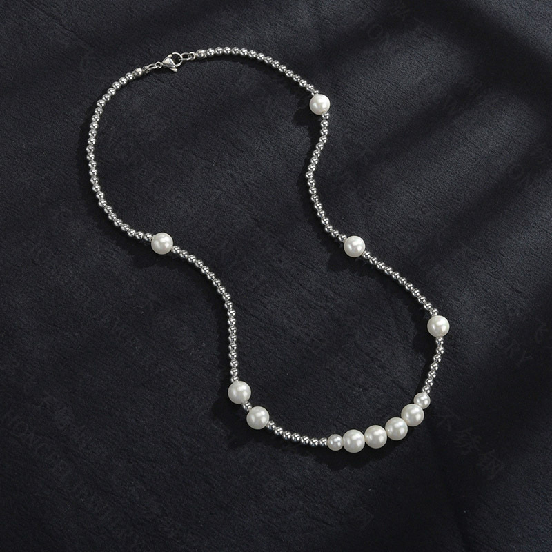 Japanische Und Koreanische Trend Neue Produkte Ins Nischen Design Sinn Titan Stahl Perlen Spleißen Metall Perlenkette In Einem Stück display picture 5