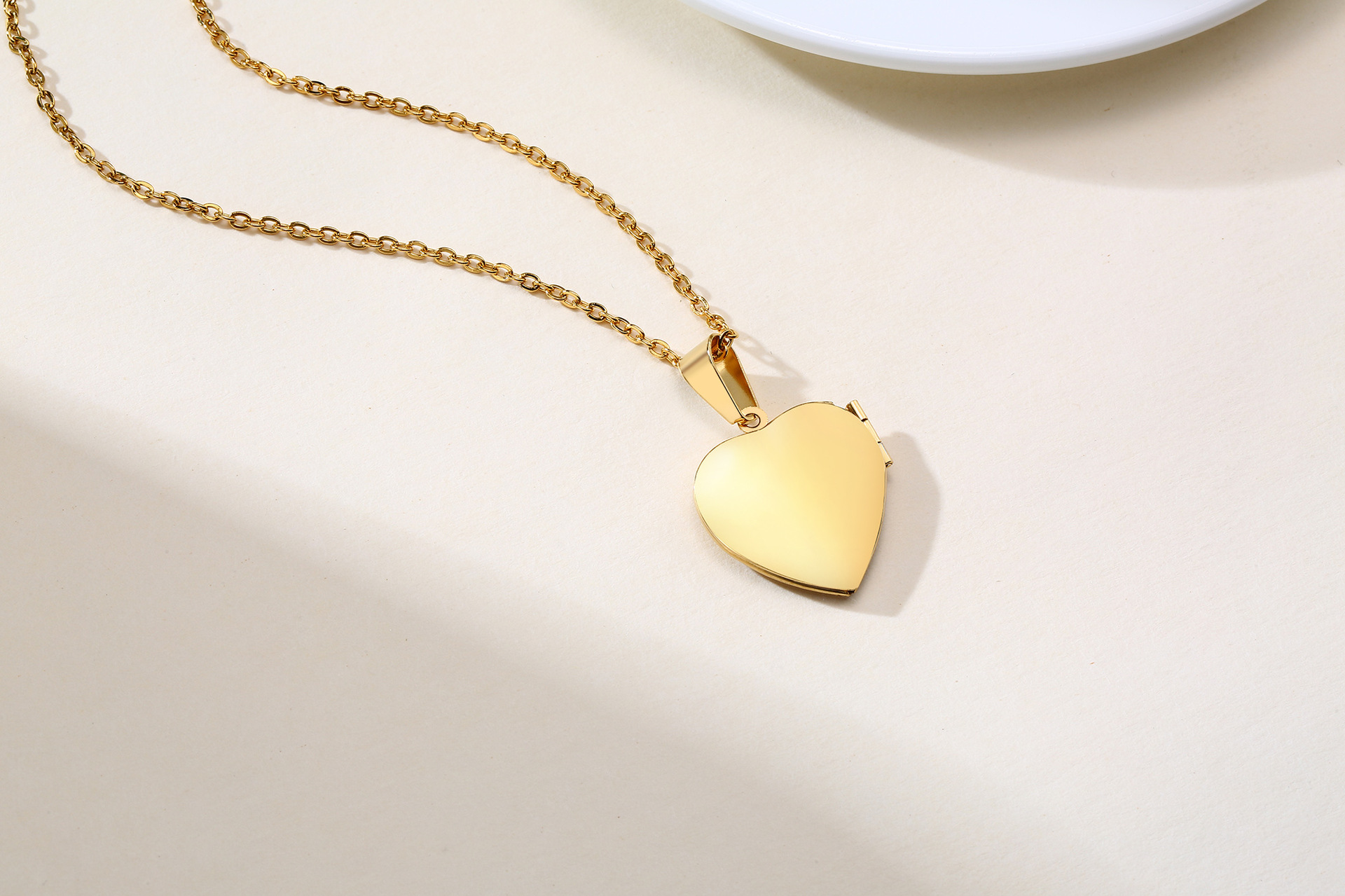 Simple Style Heart Shape Stainless Steel Plating Zircon Pendant Necklace 1 Piece display picture 8
