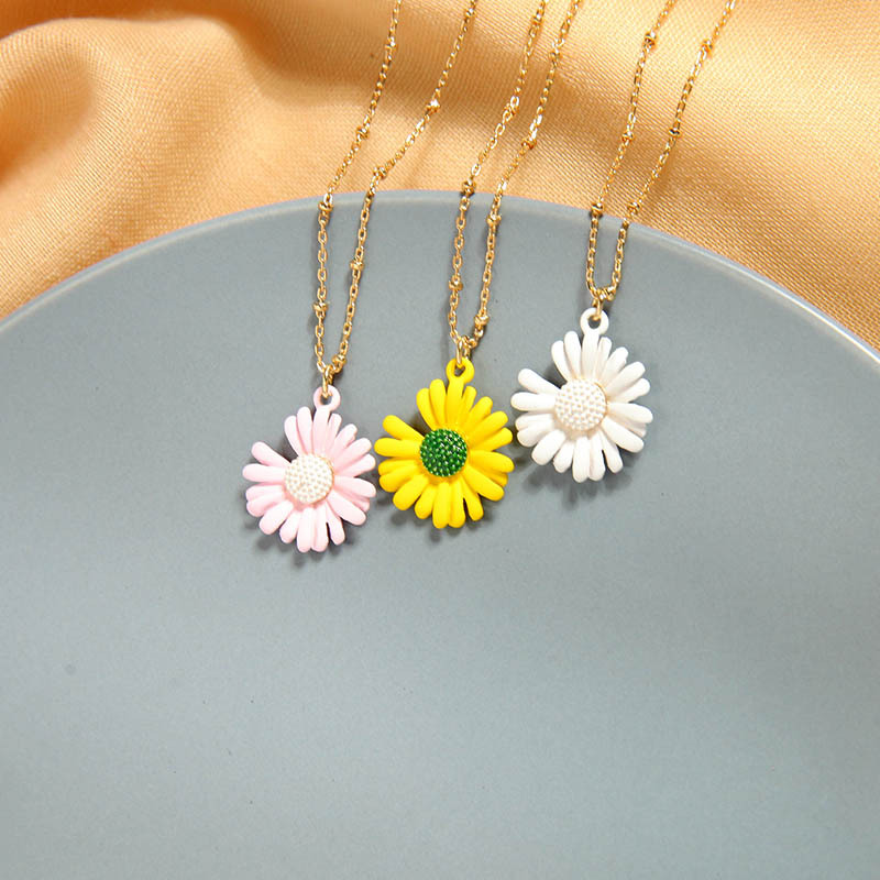 Mori Simple Flower Accessories Wild Jewelry Small Daisy Bracelet Wholesale Nihaojewelry display picture 2