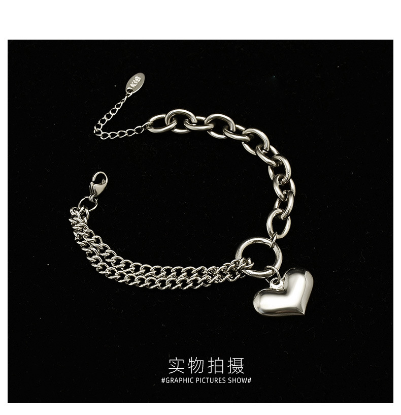 Heavy Rough Flat Love-shaped Wild Heart Titanium Steel Plated 18k Gold Bracelet For Women display picture 12