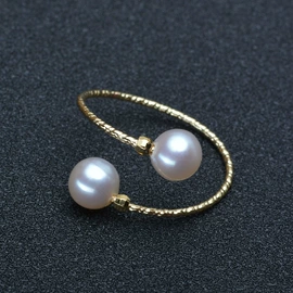 项链;吊坠;天然珍珠项饰