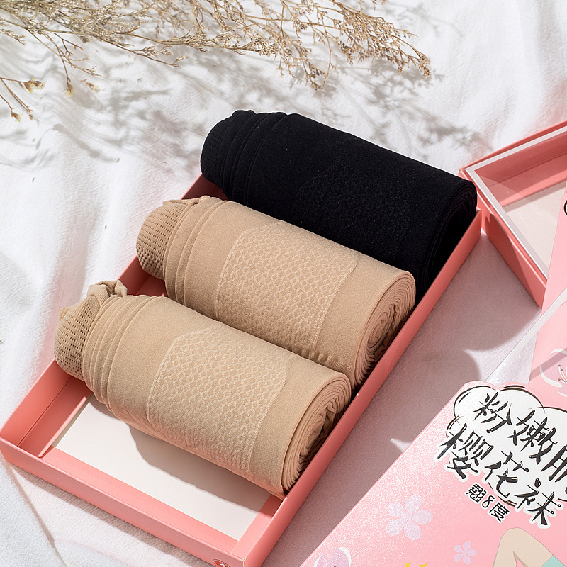 14033688509_821139855