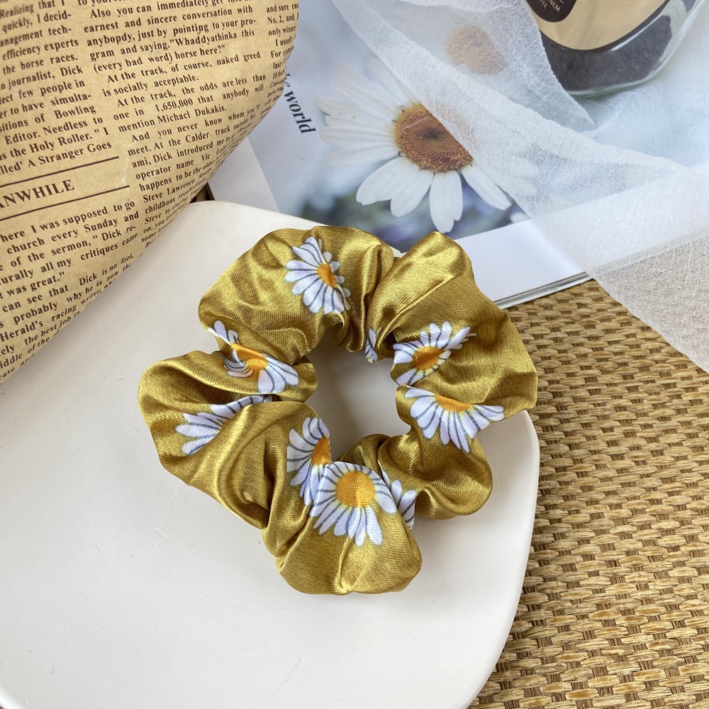 Korean Small Daisy Hair Scrunchies Cute Girl Retro Port Style Fat Bowel Bow Tie Hair Rope Wholesale Nihaojewelry display picture 10
