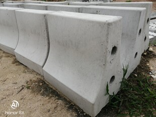 ���x�ՏS��ֱ�N