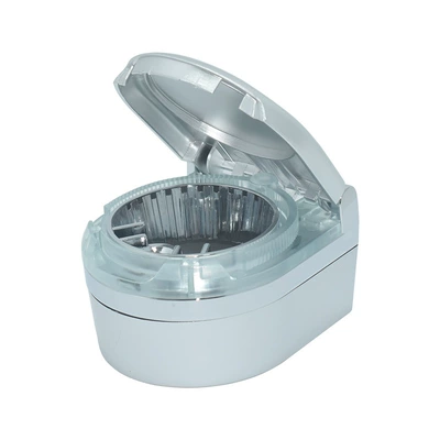 Car supplies car ashtray with LED lights multi-purpose instrument panel desktop stylish and practical ashtray with lid (Car ashtray) - silver-shunwei-car-ashtray