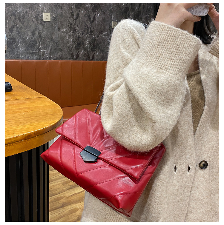 Fashion New Trendy One-shoulder Underarm Bag display picture 12