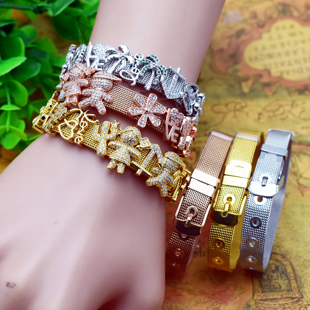 33g Weight Copper Pendant Material Zircon Inlay Material Bracelets Classification Copper Chain Material 1 Piece Quantity Holiday, Travel, Daily Occasion Copper Material Letter, Heart Shape Pattern Women's Gender Plating Design Lady Style Lady Letter Heart Shape Copper Plating Zircon Women's Bracelets 4