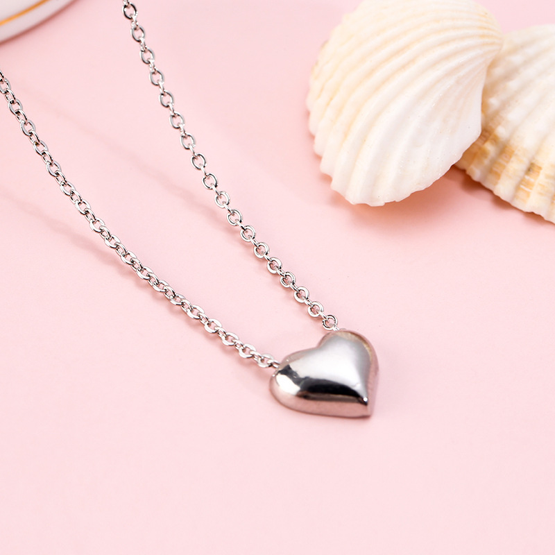 Simple Style Heart Titanium Steel Plating Necklace display picture 4