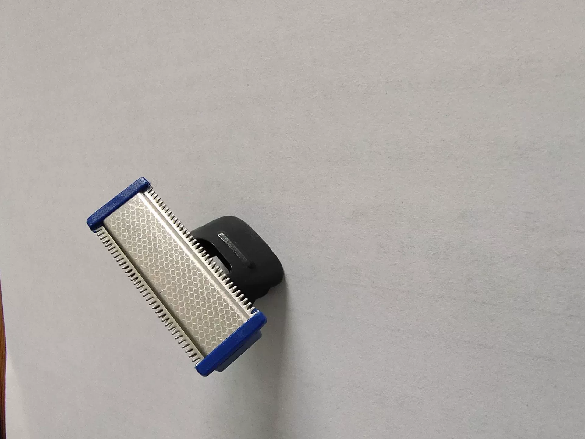 Трансграничные производители Source поставляют двусторонние зубные бритвы, бритвенные головки