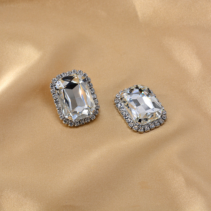 New Fashion Diamond Rhinestone Rhinestone Rectangular Gem Earrings Wholesale display picture 2