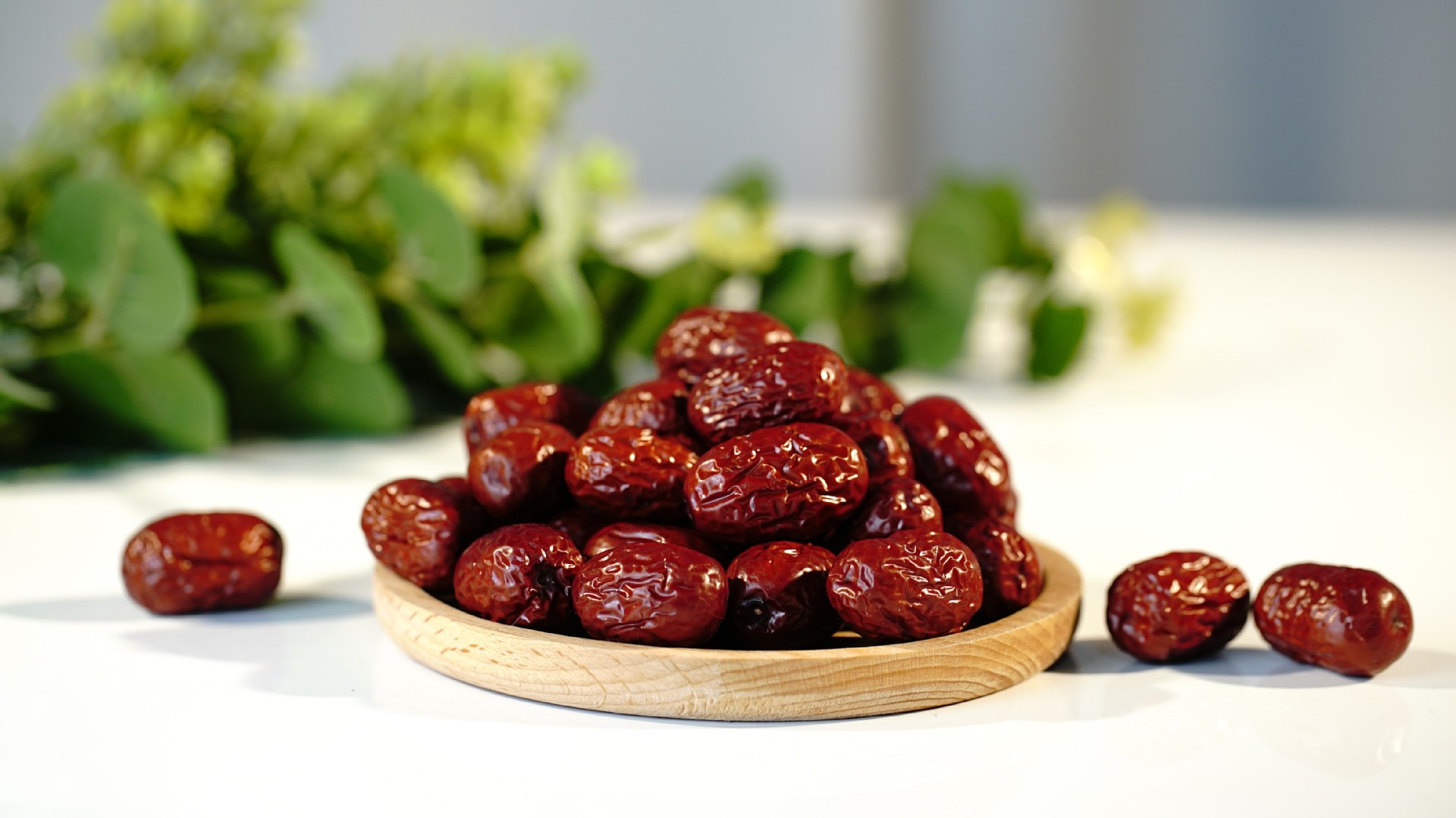 Ruoqiang Red Dates (Ziziphus jujuba) — Xinjiang Dried Jujube for Soup, Congee & Tea key features