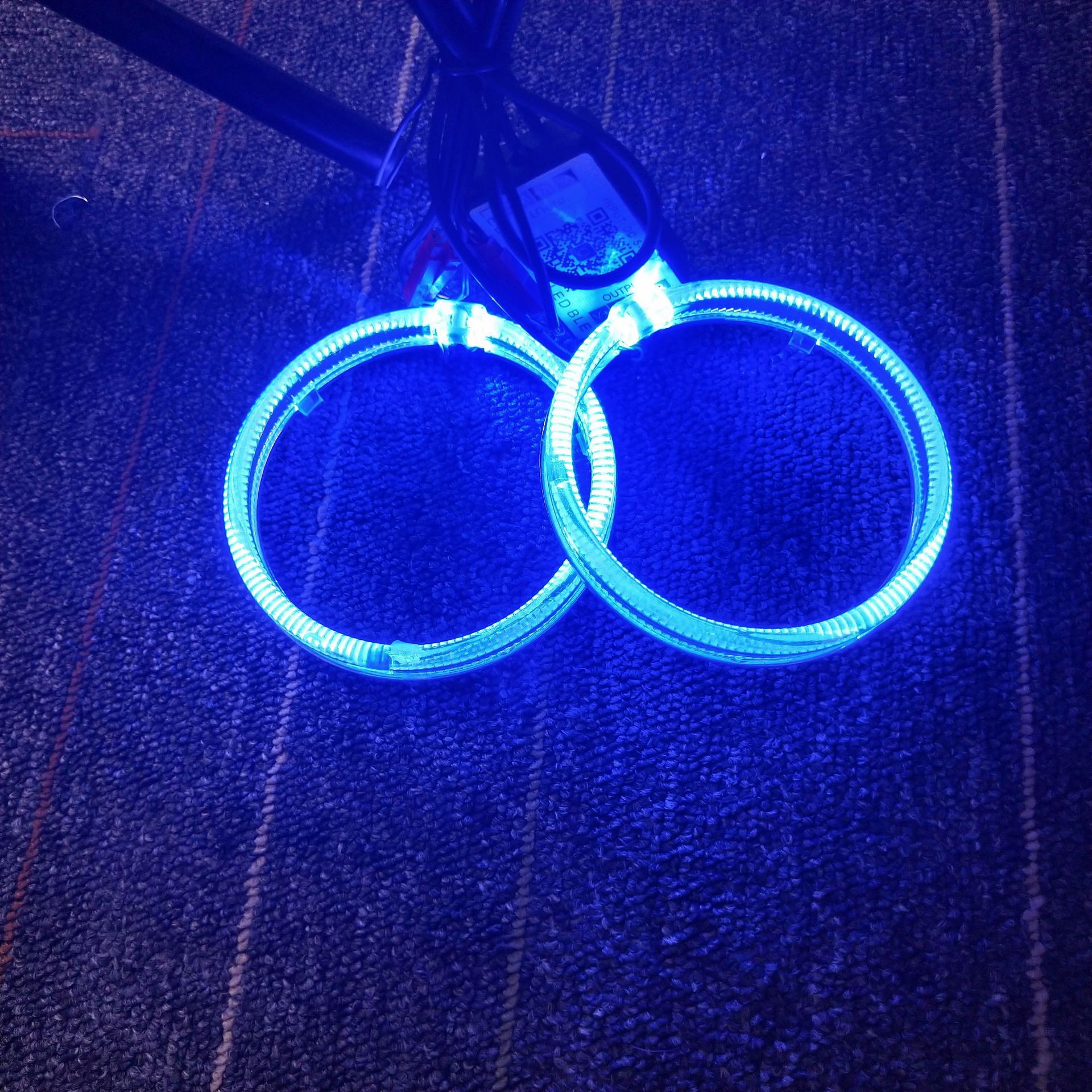 APP控制七彩变色RGB天使眼led车灯天使眼导光圈汽车大灯改装-阿里巴巴