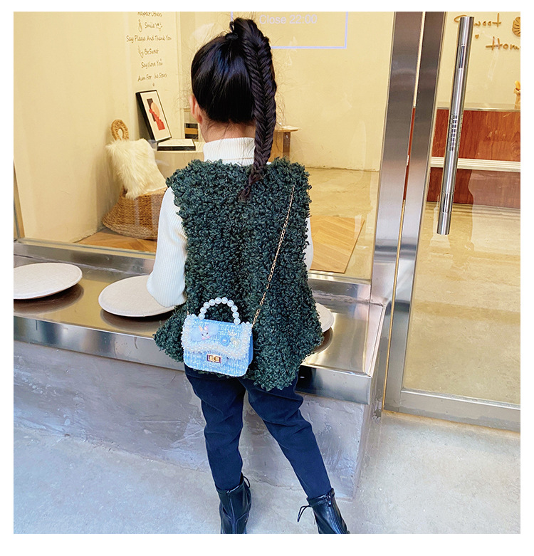 Korean Fashion Flower Messenger Shoulder Bag display picture 57