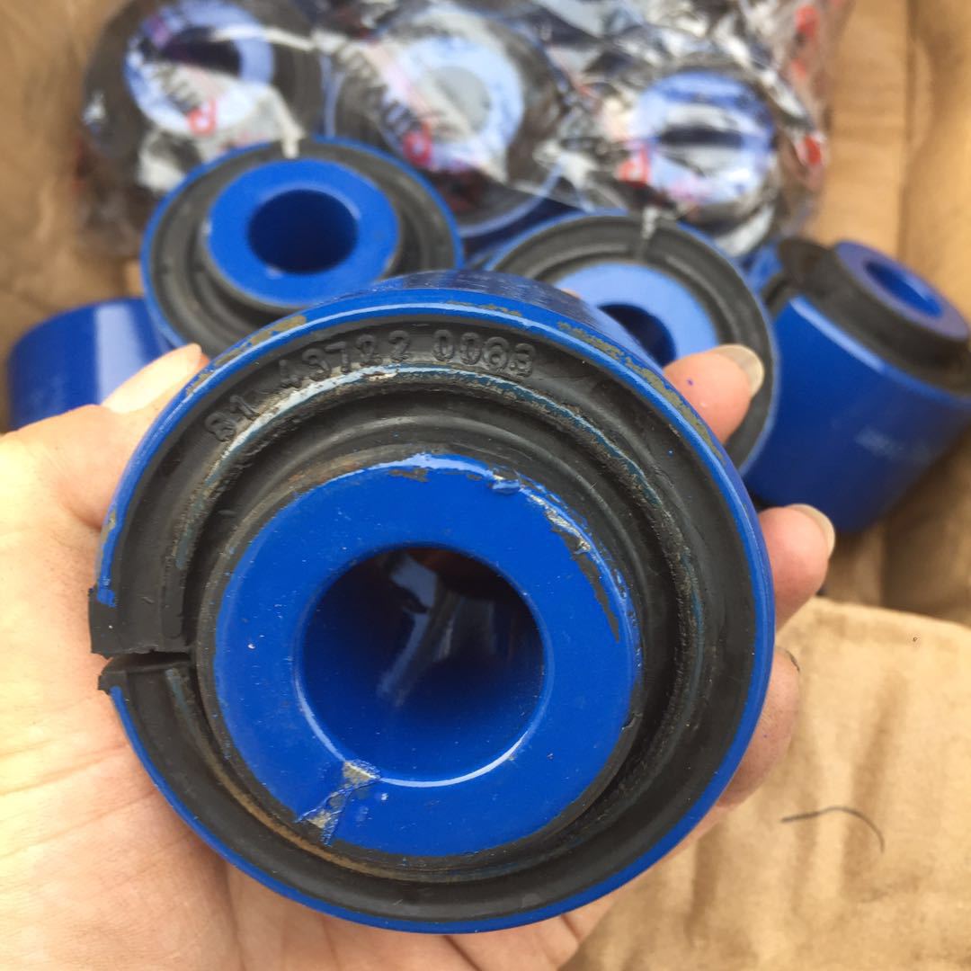 德龙F3000翻转胶套 DZ13241430085    3