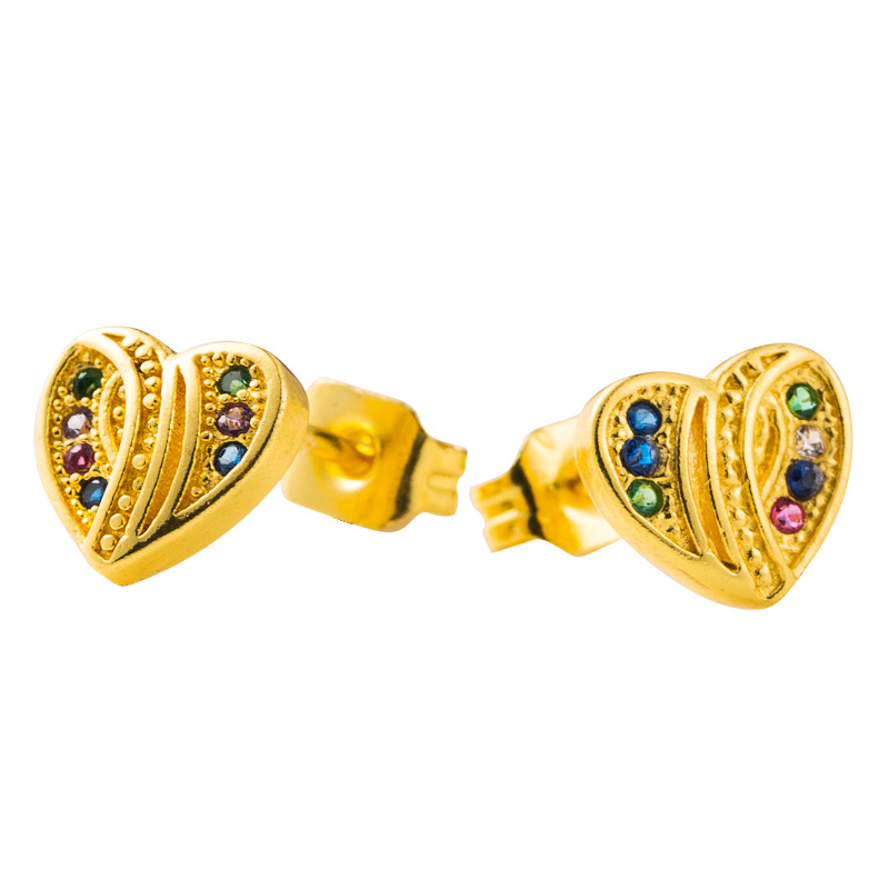 Corée De Haute Qualité En Forme De Coeur Boucles D&#39;oreilles Cuivre Micro-ensemble Couleur Zircon Boucles D&#39;oreilles Mignon Fille Coeur Tempérament Boucles D&#39;oreilles En Gros Nihaojewelry display picture 6