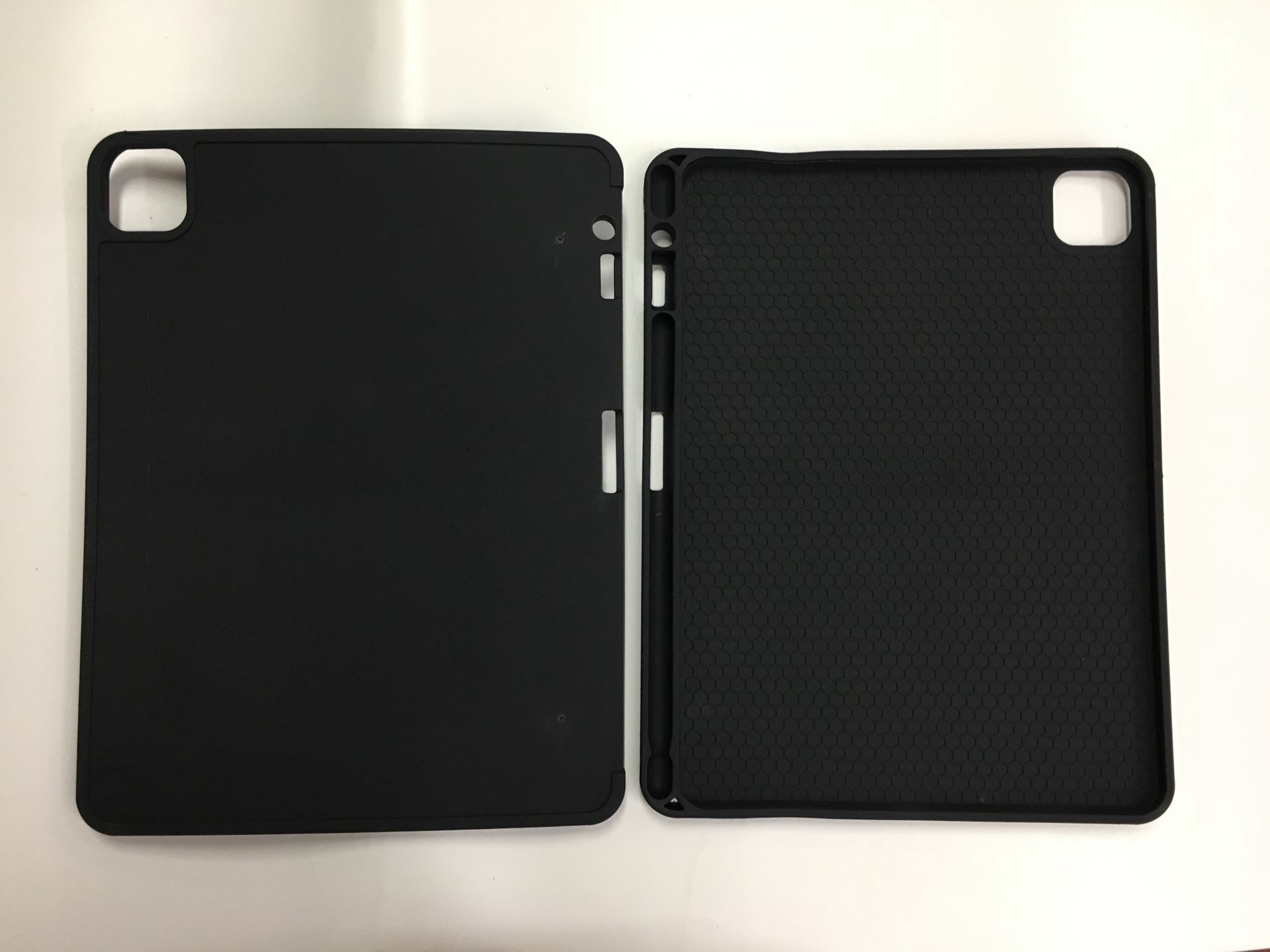 2020 New iPad Pro11-inch tablet protective case with Pen slot tpu protective case front pot pattern veneer material