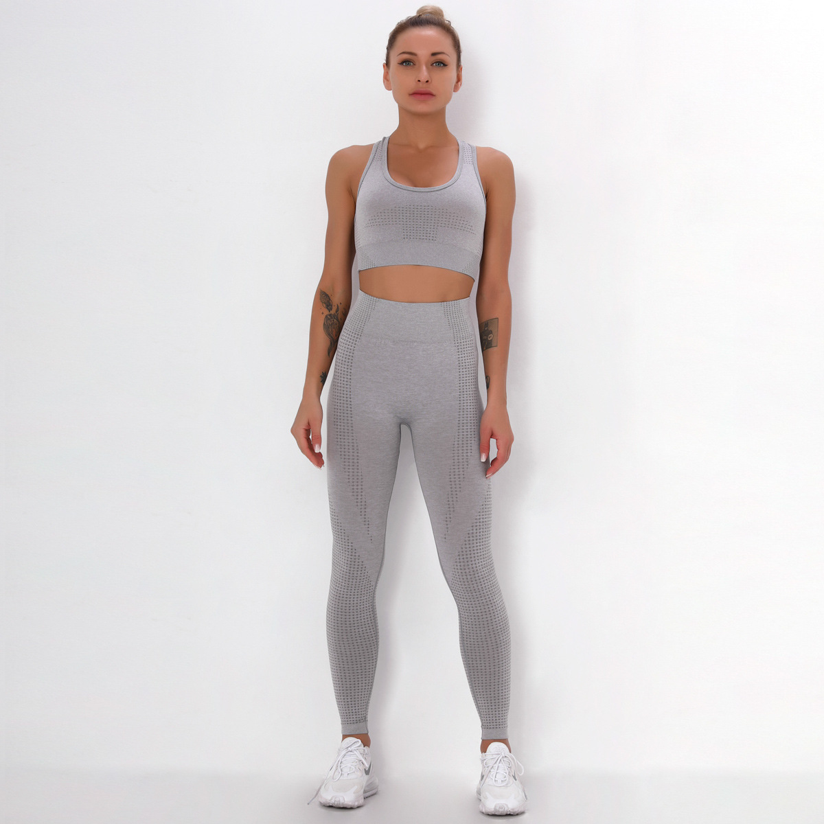 seamless knitted sports suit  NSNS10731