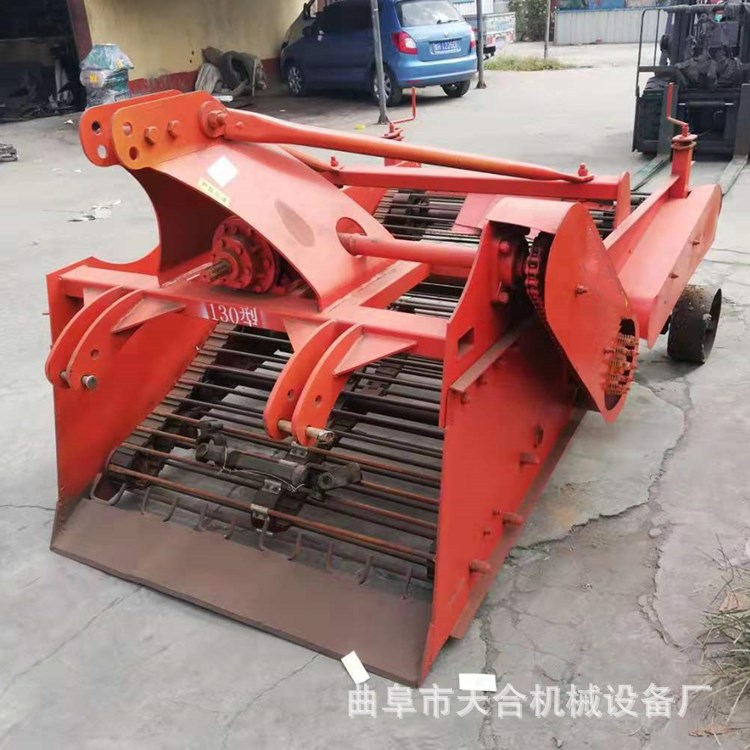 不需爬行档输送型丹参药材收获机 拖拉机低一档带动板蓝根收获机