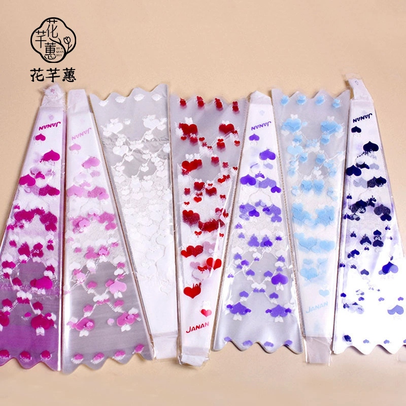 Цветочная упаковка Средний прозрачный букет роз пластиковый треугольник одна сумка День Святого Валентина оптом упаковочные материалы