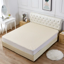 隔尿用品;床罩床笠;童睡袋