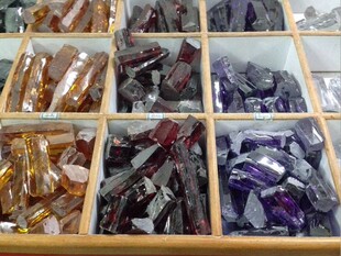 �V�ﾧ�w��ɫ�ʯԭ�����l �t�ʯ �[��Ʒԭ�Ͻۼt�ʯ���l