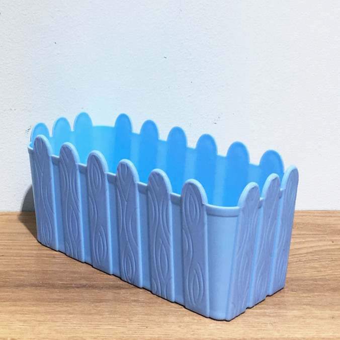 International rectangular plastic flowerpots for artificial plant fences are supplied by the manufacturer detail image 2