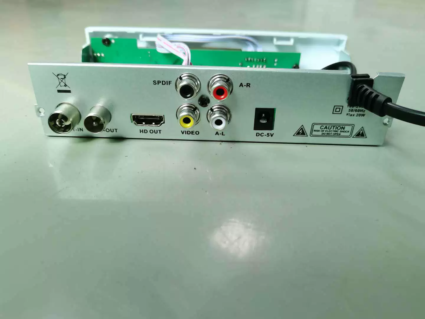 Высококачественный DVB-T2 набор тюнеров выход, Центральная Азия Вьетнам, Россия, Украина, Германия, Индонезия, Индонезия, Индонезия