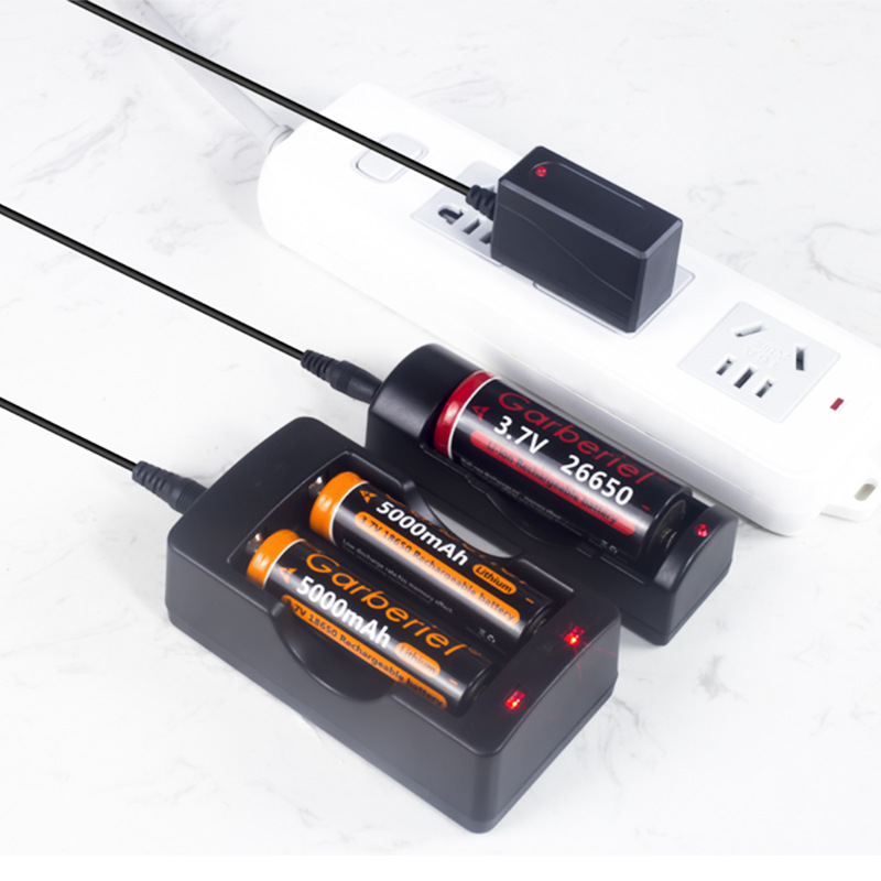特价促销 18650锂电池充电器 头灯手电筒通用充电器 充满自停转灯