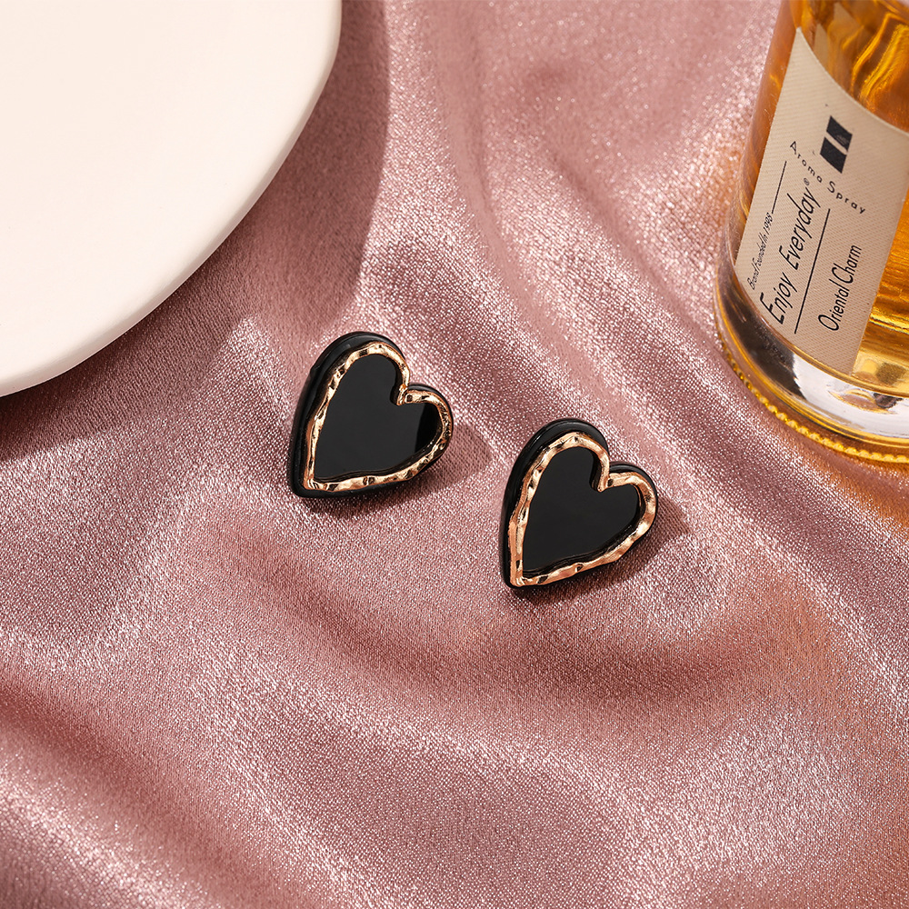 retro acrylic black heart butterfly earrings