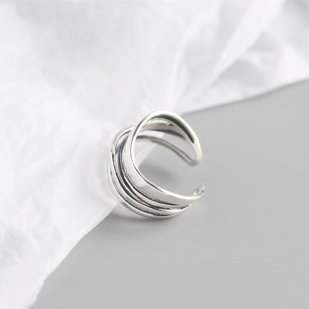Japanese And Korean S925 Sterling Silver Handmade Jewelry Ins Wind Light Luxury Personality Irregular Line Ring display picture 2