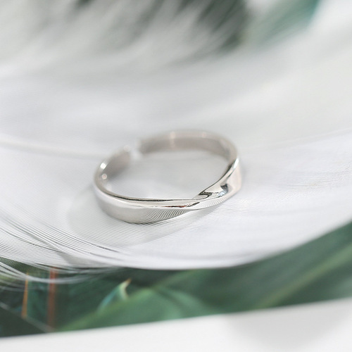 Möbius ring for women Japanese simple personality niche design Bridge of Sighs 925 sterling silver open index finger ring