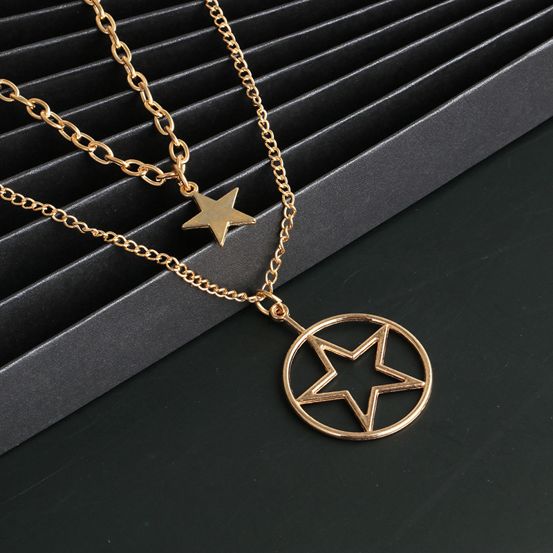 New Fashion Double-layer Retro Hollow Five-pointed Star Round Geometric Necklace Wholesale display picture 3