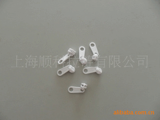 供应 外贸单专用 拉头批发 厂家供应 环保 3#尼龙长板片塑料拉头