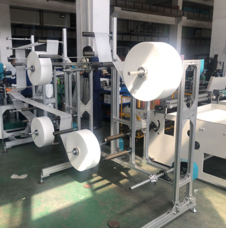 半自动KN95口罩打片机  内置鼻梁口罩切片机 速度快