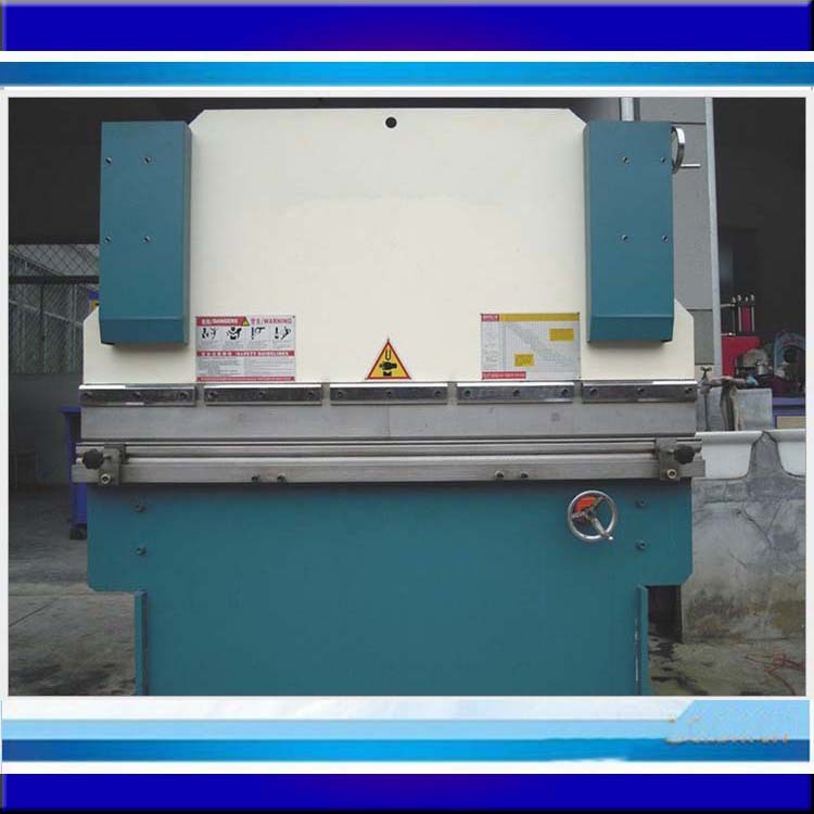 折弯机厂家供应 太阳能业制造30T液压折弯机