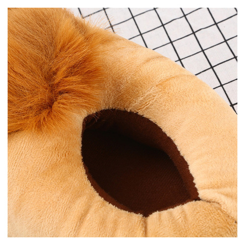 Trendy, quirky, retro, wild man plush slippers Hobbit large footprints home indoor warm fluffy cotton mats