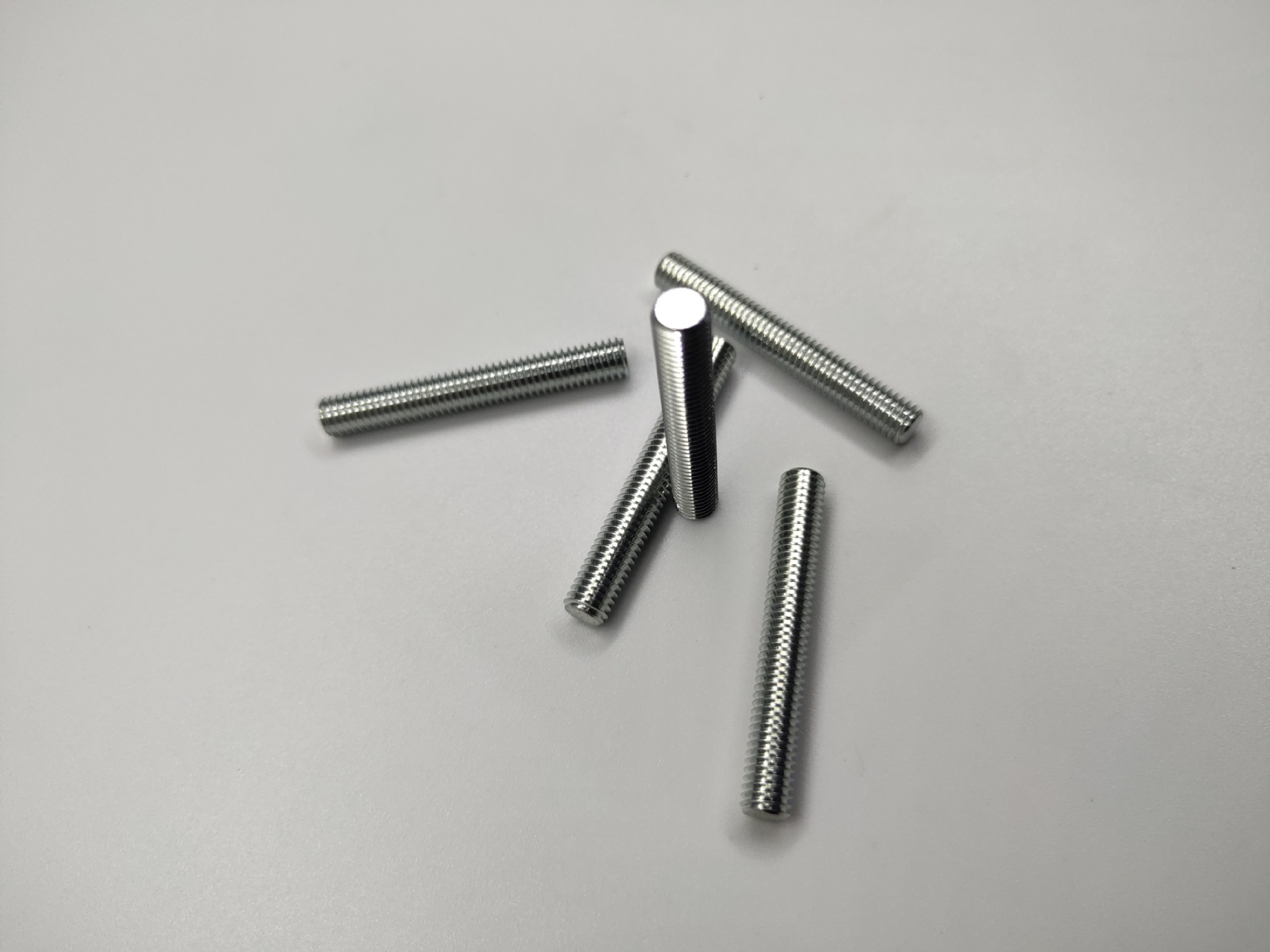 Manufactor supply Threaded rods Galvanized toothed rod Non-standard Screw selfie Screw Customized