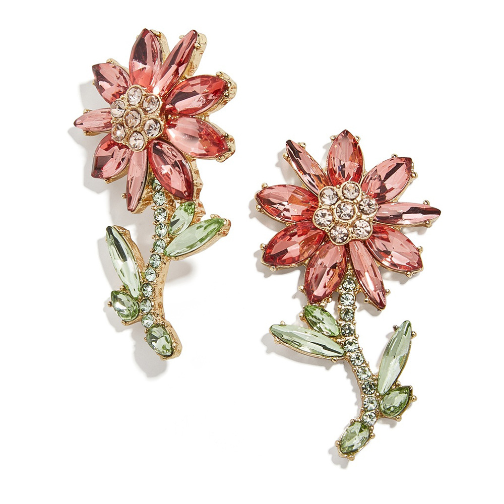 Korean New Fashion Wild Zircon Crystal Flower Earrings Wholesale display picture 2