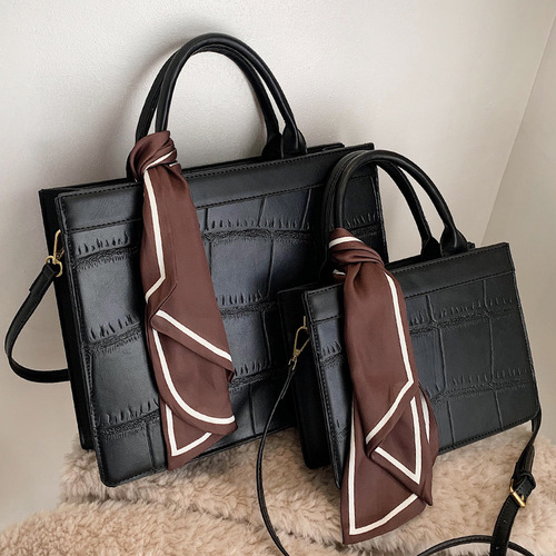 Autumn/Winter Handbag  New Trend Fashion Popular Stone Texture Ins Large Capacity Crossbody Tote Bag