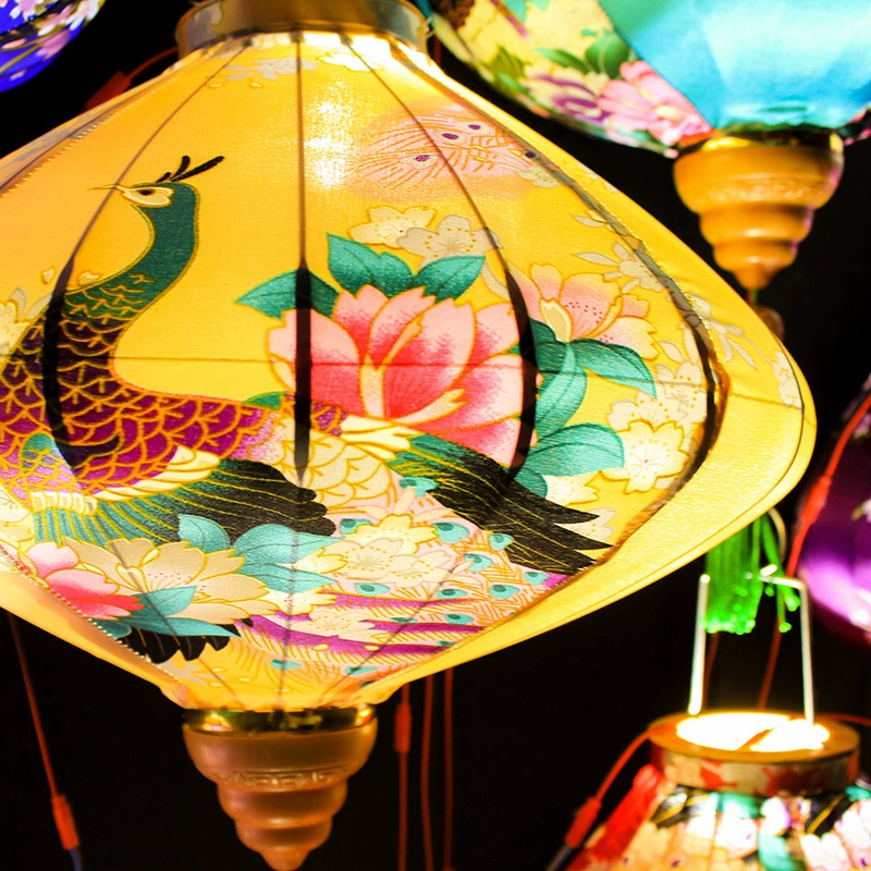 Chinese flashlight, festive Japanese lamp, peacock