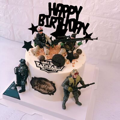 Eat chicken 6 Police Team decorate birthday party Dress up Cake Decoration Gun American soldiers Special Forces